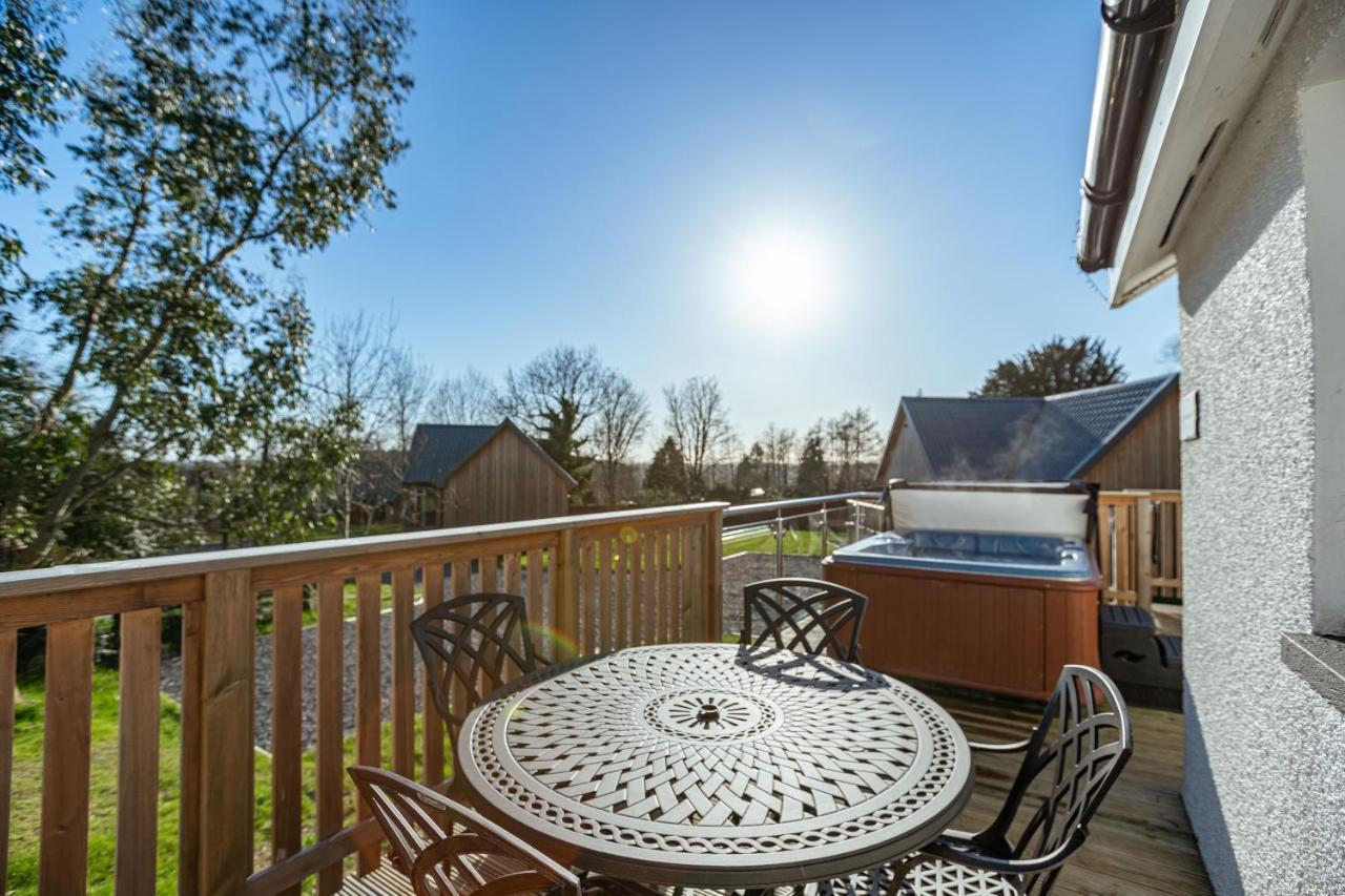 Sparrowhawk Cottage With Hot Tub Newton Stewart Luaran gambar